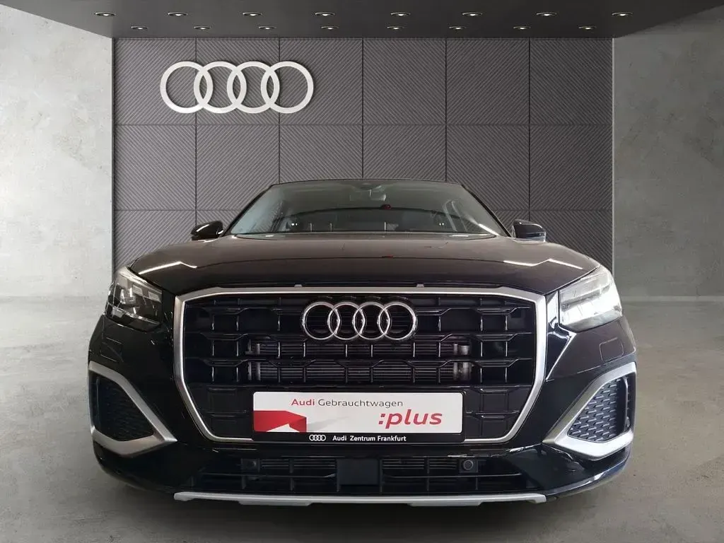 Gebraucht Audi Q2 Advanced Plus 116 PS (85 kW) 2025 Mythosschwarz metallic SUV