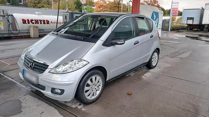 Silber Gebraucht 2005 Mercedes A150 Kleinwagen | 3.000 € (Fairer Preis) - Bild 1/4