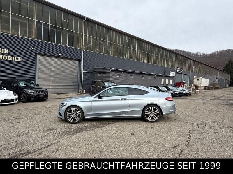 Gebraucht Mercedes C400 333 PS (244 kW) 2018 Diamantsilber (metallic) Coupé
