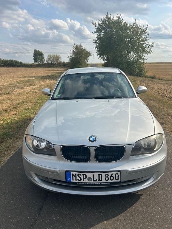 Silber Gebraucht 2007 BMW 116 Kleinwagen | 1.500 € (Superpreis) - Bild 1/4