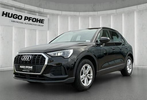 Second-hand Audi Q3 Basis 150 CP (110 kW) 2022 Negru SUV