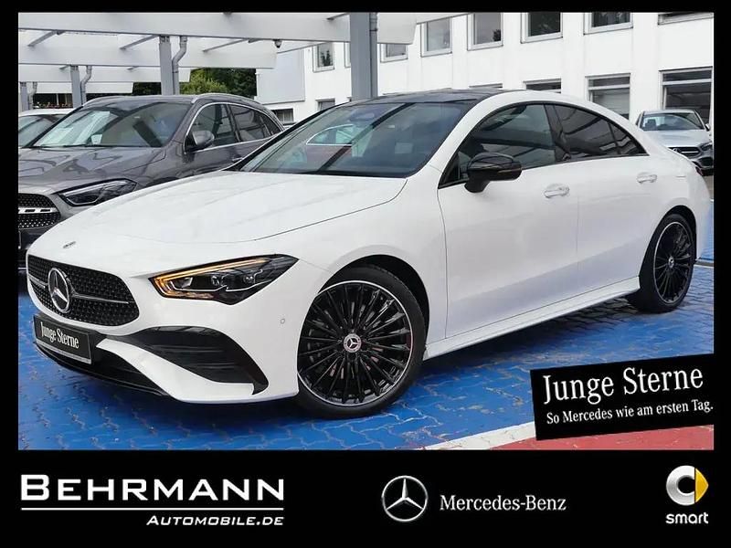 Unilack polarweiß Gebraucht 2024 Mercedes CLA220 AMG Limousine | 44.890 € (Teuer) - Bild 1/4