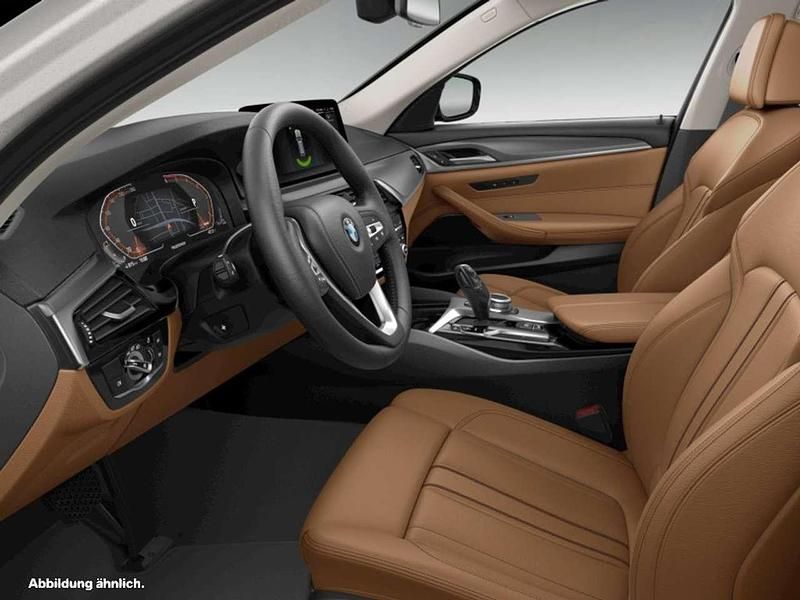 Gebraucht BMW 520 190 PS (139 kW) 2024 Weiß Kombi