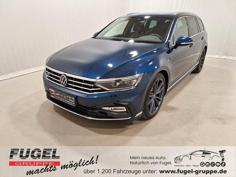 Gebraucht VW Passat Elegance 190 PS (139 kW) 2023 Aquamarinblau metallic Kombi
