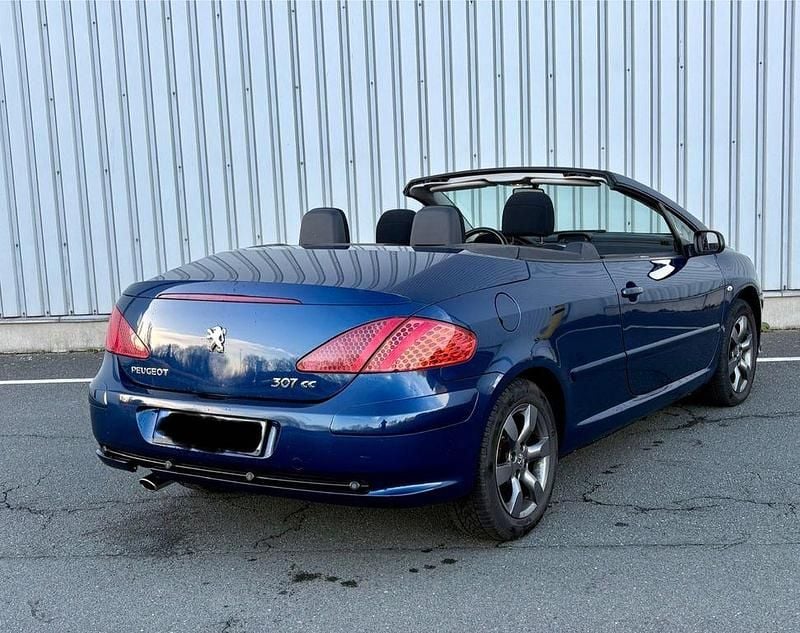 Gebraucht Peugeot 307 CC 109 PS (80 kW) 2006 Blau Cabrio