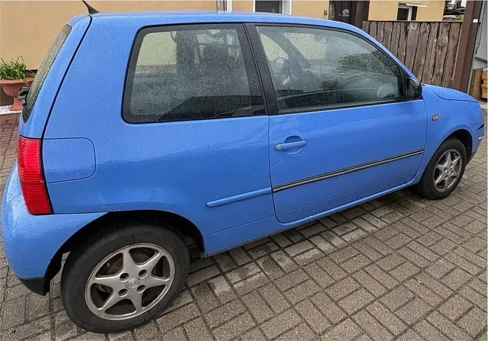 Używany VW Lupo 50 KM (36 kW) 1999 Niebieski Hatchback