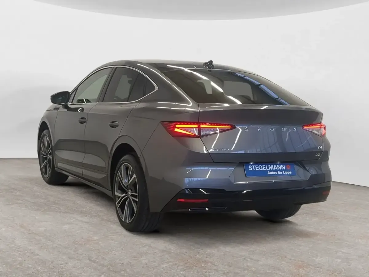 Gebraucht Skoda Enyaq iV Suite 150 kW (204 PS) 2024 Graphite grau metallic met. graphite grau metallic met. SUV