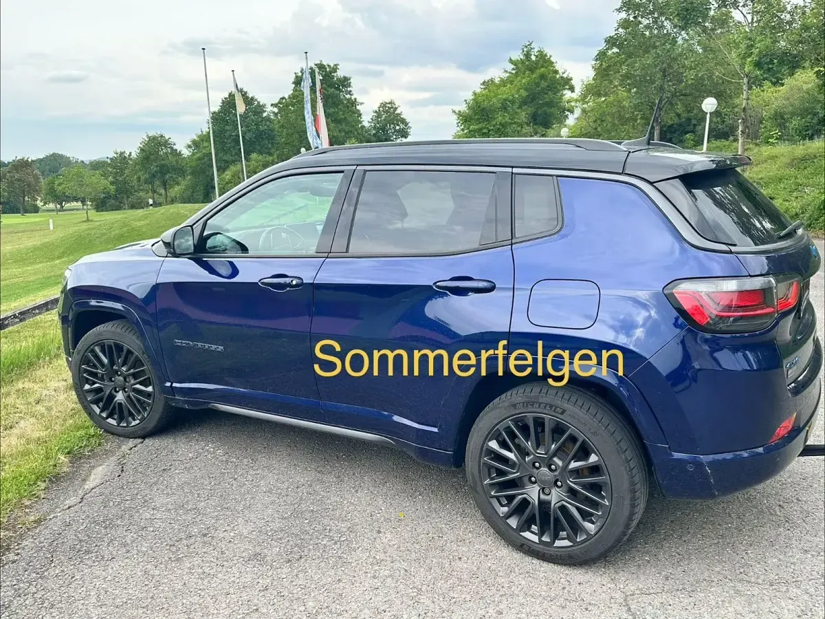 Gebraucht Jeep Compass 179 PS (131 kW) 2022 Blau SUV