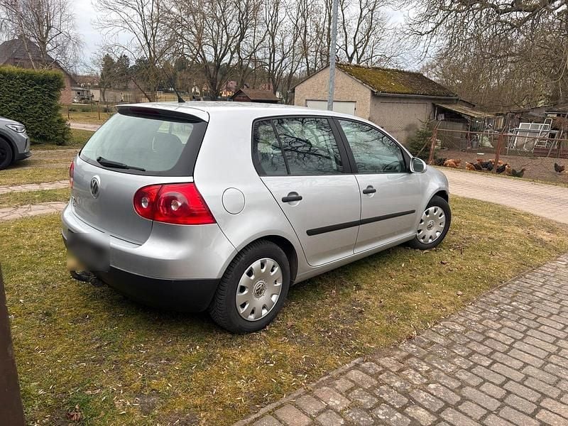 Gebraucht VW Golf V 75 PS (55 kW) 2005 Silber Kleinwagen