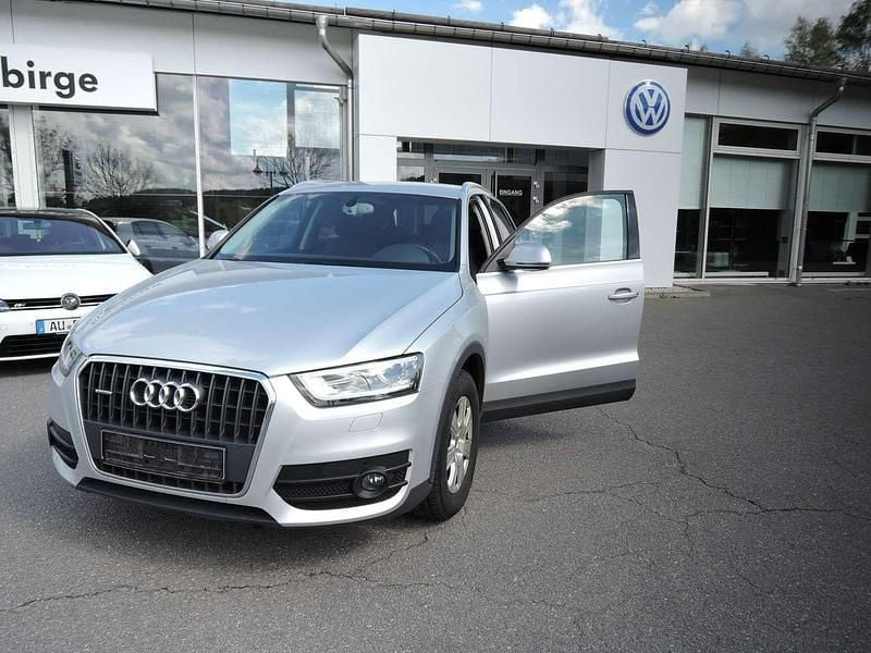 Silber Gebraucht 2012 Audi Q3 SUV | 13.500 € (Guter Preis) - Bild 1/4