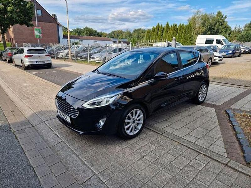 Schwarz Gebraucht 2019 Ford Fiesta Titanium Kleinwagen | 10.970 € (Guter Preis) - Bild 1/4