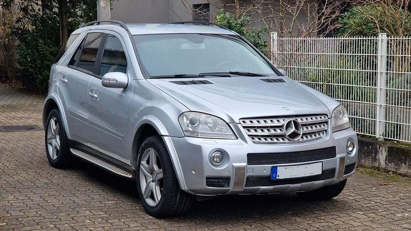 Gebraucht Mercedes ML320 AMG 224 PS (164 kW) 2007 Silber SUV