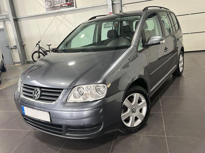 Grau Gebraucht 2007 VW Touran Goal Van / Kleinbus | 995 € - Bild 1/4
