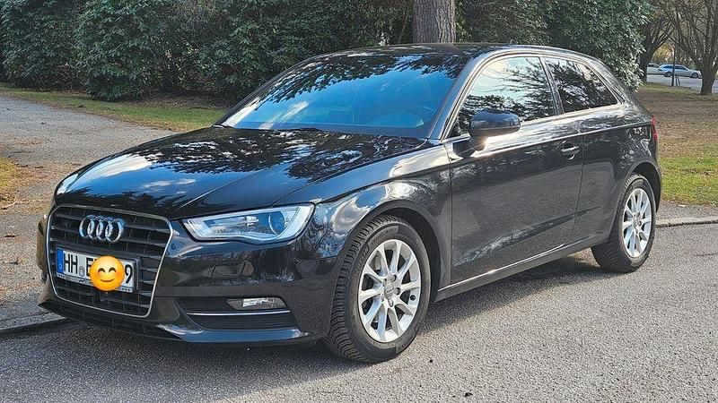 Gebraucht Audi A3 Design 125 PS (91 kW) 2013 Schwarz Limousine