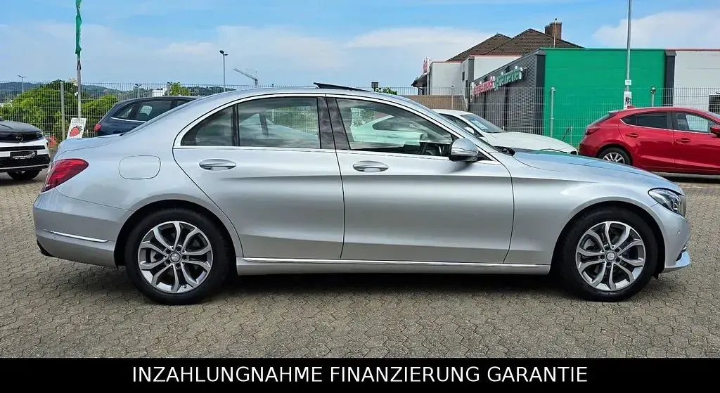 Gebraucht Mercedes C180 156 PS (114 kW) 2015 Iridiumsilber  metalliclack Limousine