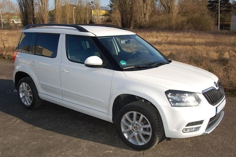 Gebraucht Skoda Yeti Ambition 105 PS (77 kW) 2014 Weiß SUV