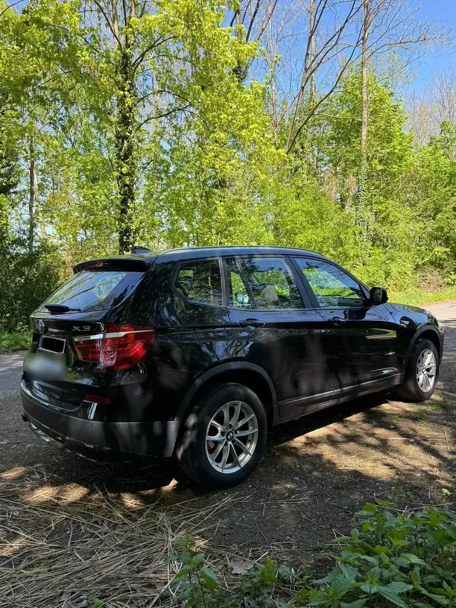 Gebraucht BMW X3 184 PS (135 kW) 2011 Schwarz SUV