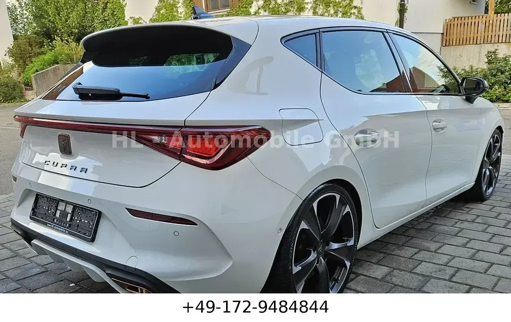 Second-hand Cupra Leon 245 CP (180 kW) 2021 Alb Berlinǎ
