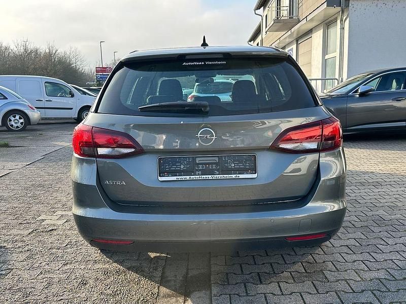 Gebraucht Opel Astra Edition 110 PS (80 kW) 2019 Grau Kombi
