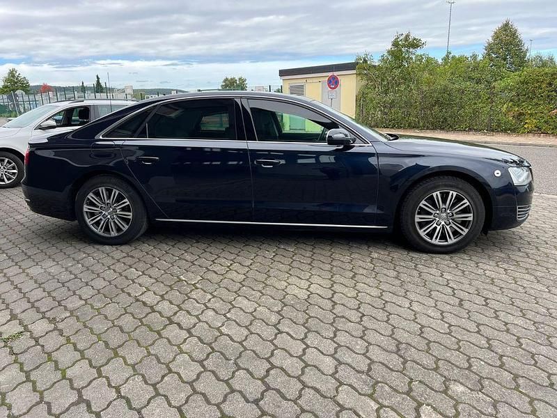 Gebraucht Audi A8L W12 500 PS (367 kW) 2012 Schwarz Limousine