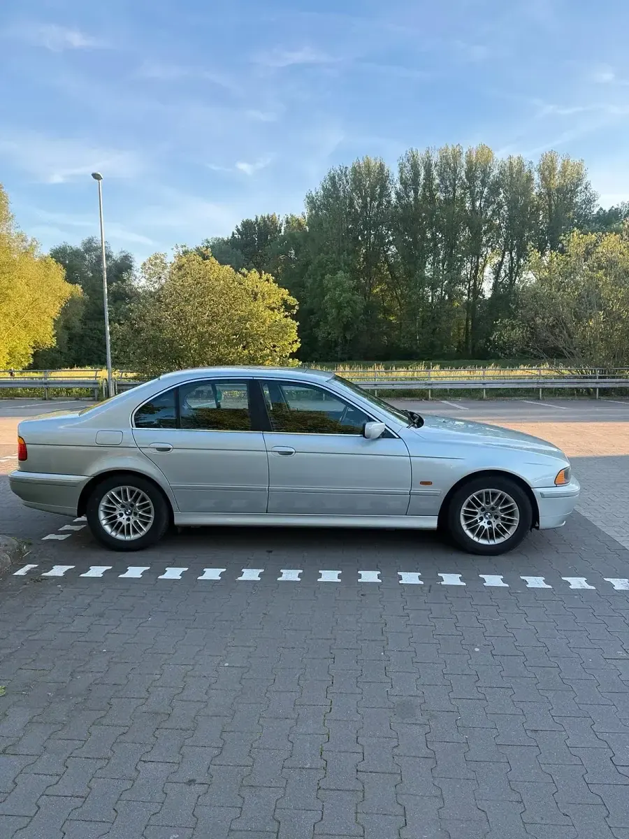 Gebraucht BMW 525 192 PS (141 kW) 2002 Grau Limousine