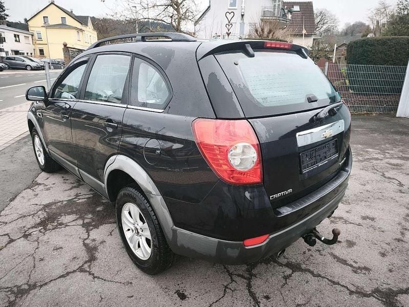 Gebraucht Chevrolet Captiva LS 163 PS (119 kW) 2012 Schwarz SUV