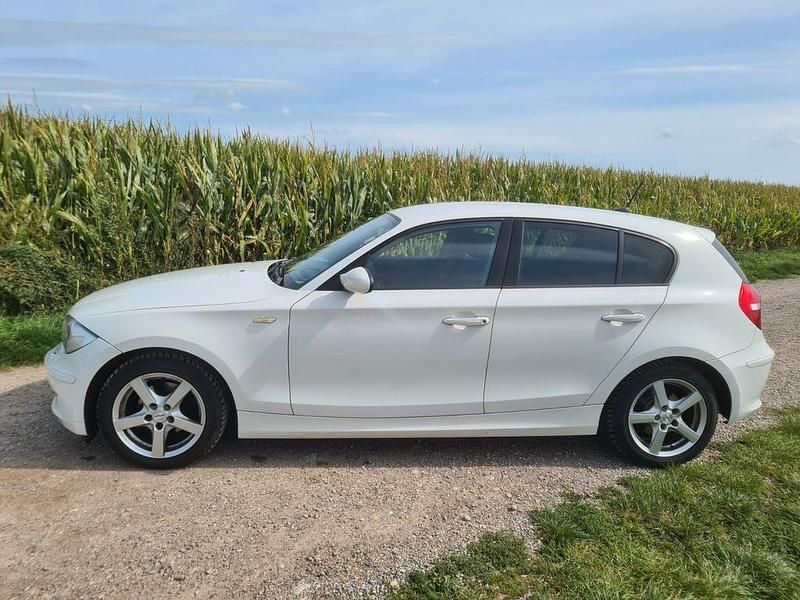 Gebraucht BMW 116 122 PS (89 kW) 2008 Weiß Kleinwagen