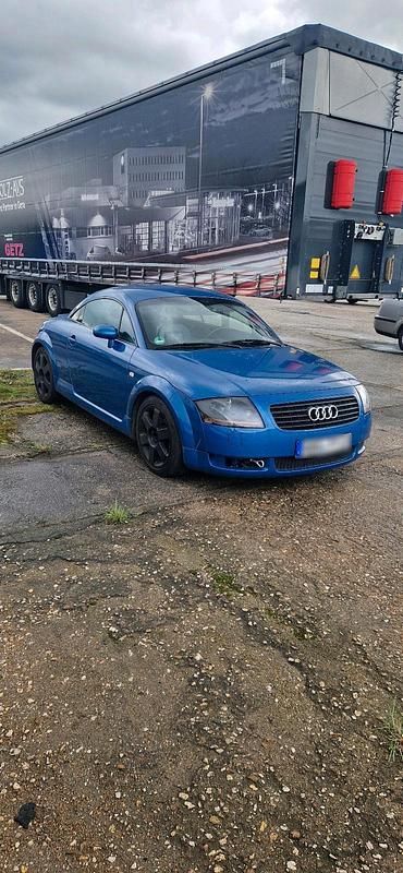 Second-hand Audi TT 150 CP (110 kW) 1999 Albastru Coupe