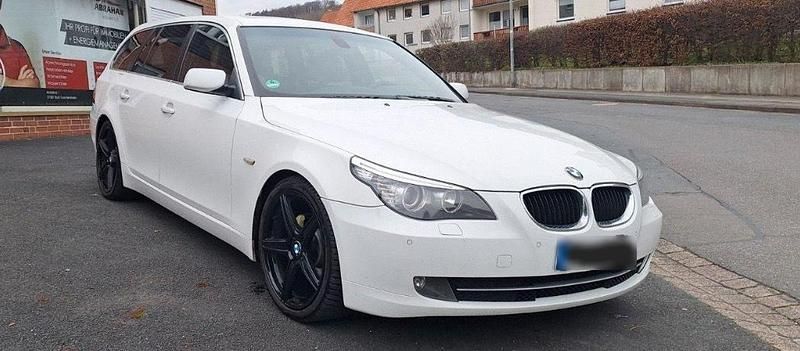 Gebraucht BMW 520 177 PS (130 kW) 2009 Weiß Kombi