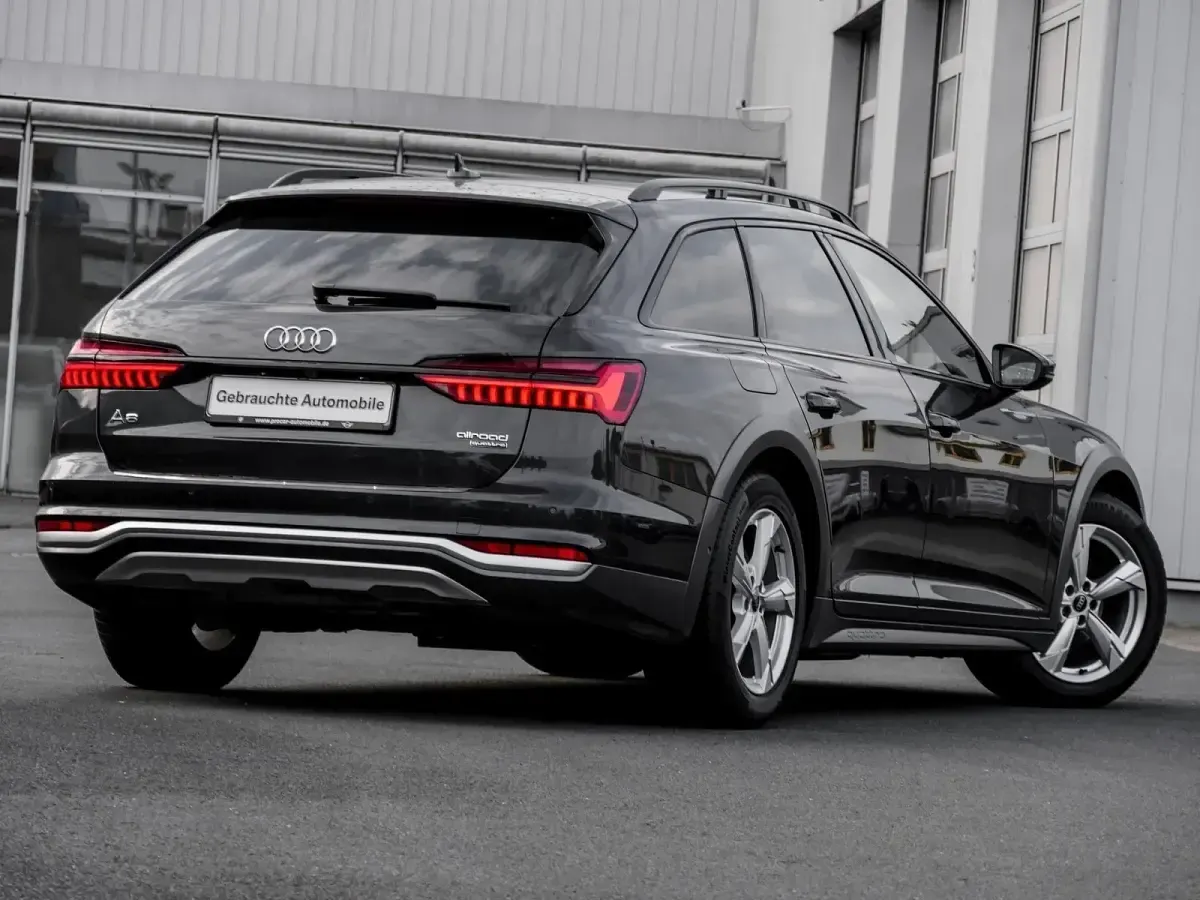 Gebraucht Audi A6 Allroad Ambiente 204 PS (150 kW) 2023 Grau Kombi