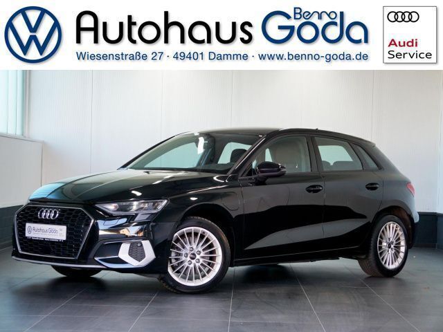 Mythosschwarz (metallic) Gebraucht 2022 Audi A3 Sportback e-tron Advanced Plus Limousine | 24.950 € (Guter Preis) - Bild 1/4
