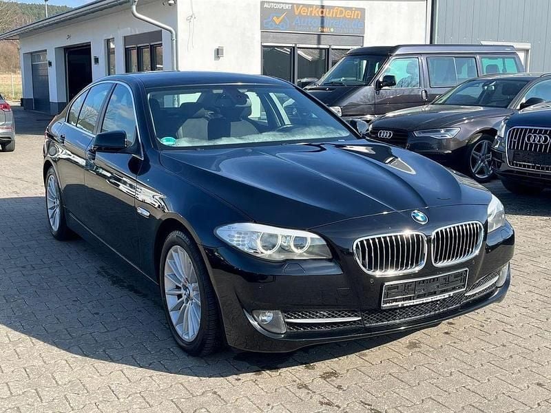 Gebraucht BMW 528 258 PS (189 kW) 2010 Schwarz Limousine