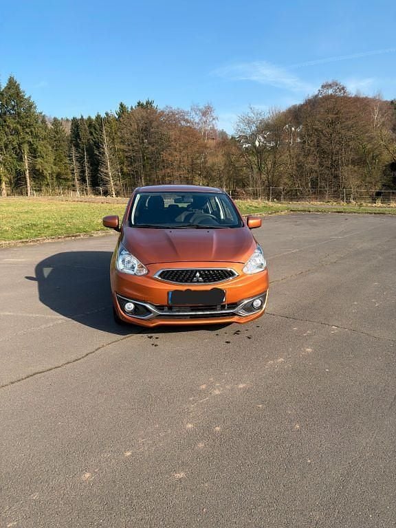 Gebraucht Mitsubishi Space Star Edition 71 PS (52 kW) 2017 Orange Kleinwagen