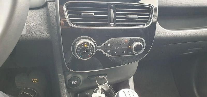 Gebraucht Renault Clio IV LIMITED 90 PS (66 kW) 2018 Grau Kombi