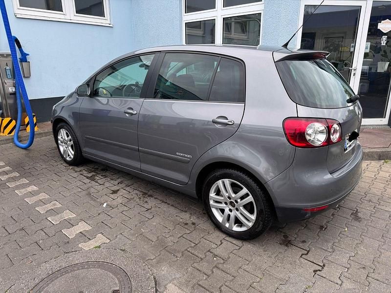 Gebraucht VW Golf VI 102 PS (75 kW) 2009 Grau Kleinwagen