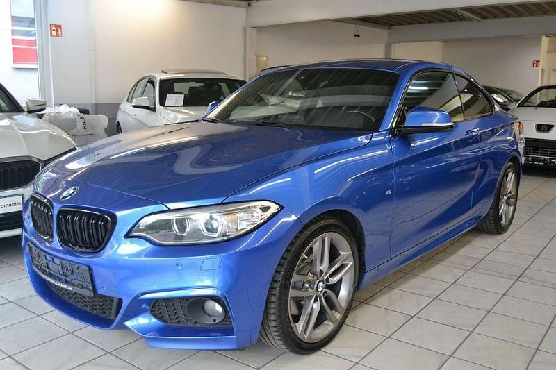 Estorilblau ii Gebraucht 2015 BMW 220 M Sport Coupé | 12.900 € (Fairer Preis) - Bild 1/4