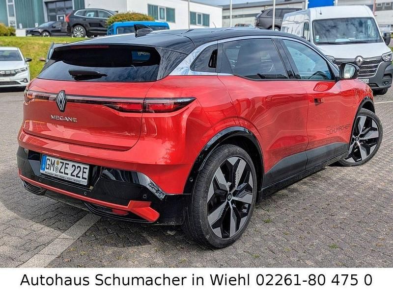Gebraucht Renault Megane E-Tech Techno 160 kW (218 PS) 2022 Rot Limousine