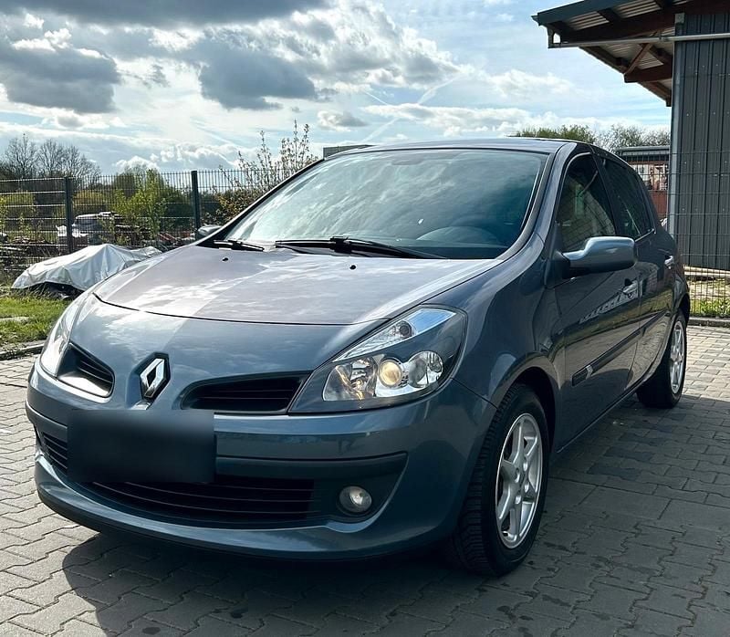 Gebraucht Renault Clio III 101 PS (74 kW) 2007 Blau Kleinwagen