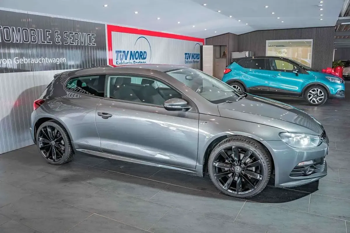 Gebraucht VW Scirocco R-line 160 PS (117 kW) 2012 Grau Coupé