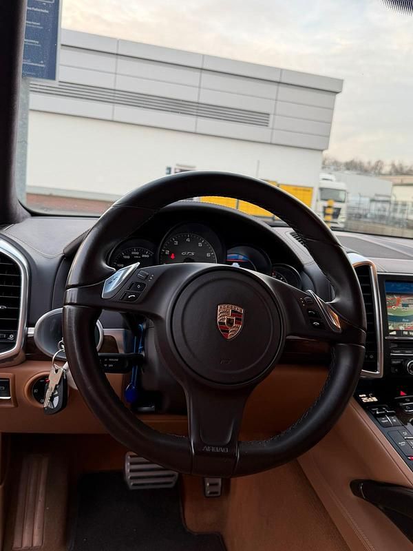 Gebraucht Porsche Cayenne GTS 420 PS (308 kW) 2012 Braun SUV