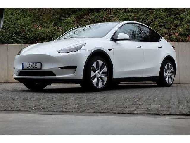 Gebraucht Tesla Model Y RWD 255 kW (347 PS) 2024 Weiß perleffekt (metallic) SUV