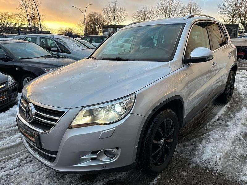 Silber Gebraucht 2010 VW Tiguan Sportline SUV | 6.690 € (Superpreis) - Bild 1/4