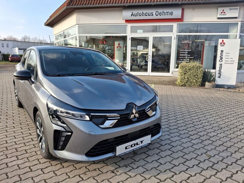 Achat grau Gebraucht 2024 Mitsubishi Colt Plus Limousine | 18.690 € (Etwas zu teuer) - Bild 1/4