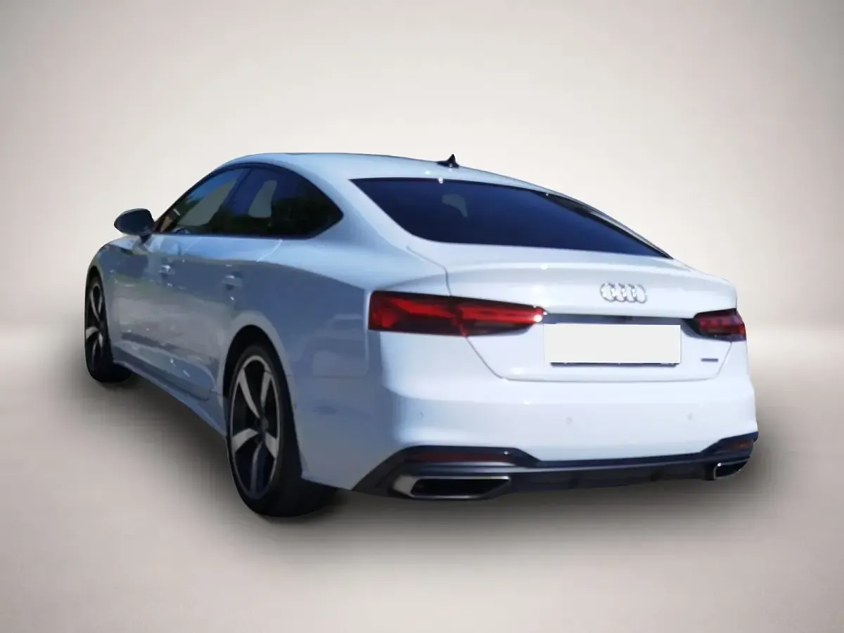 Gebraucht Audi A5 Sportback S-Line 204 PS (150 kW) 2022 Weiß Kleinwagen