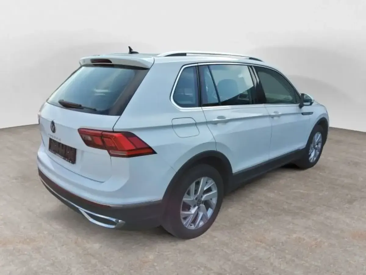 Gebraucht VW Tiguan Elegance 150 PS (110 kW) 2024 SUV