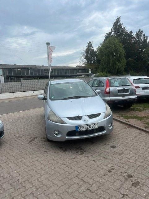 Silber Gebraucht 2007 Mitsubishi Grandis Invite Van / Kleinbus | 1.200 € (Guter Preis) - Bild 1/4