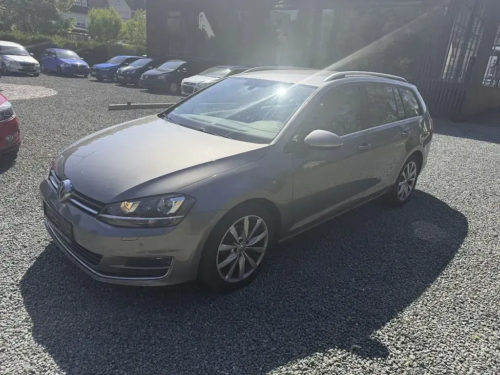 Gebraucht VW Golf VII Highline 150 PS (110 kW) 2015 Grau Kombi