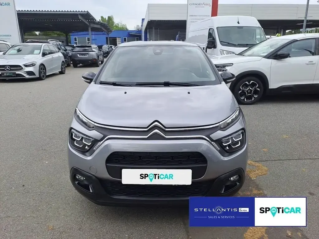 Gebraucht Citroën C3 Shine 82 PS (60 kW) 2023 Grau Kleinwagen