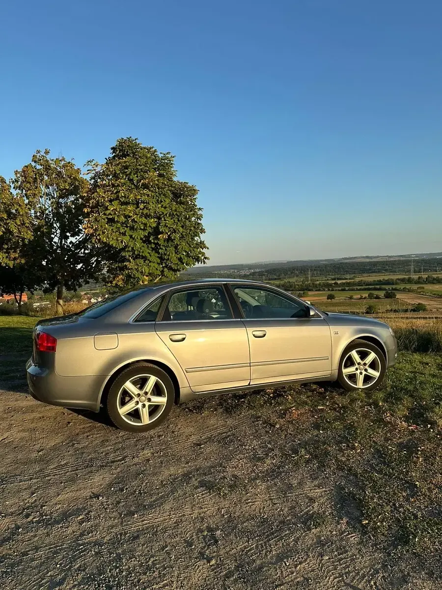 Gebraucht Audi A4 102 PS (75 kW) 2007 Grau Limousine