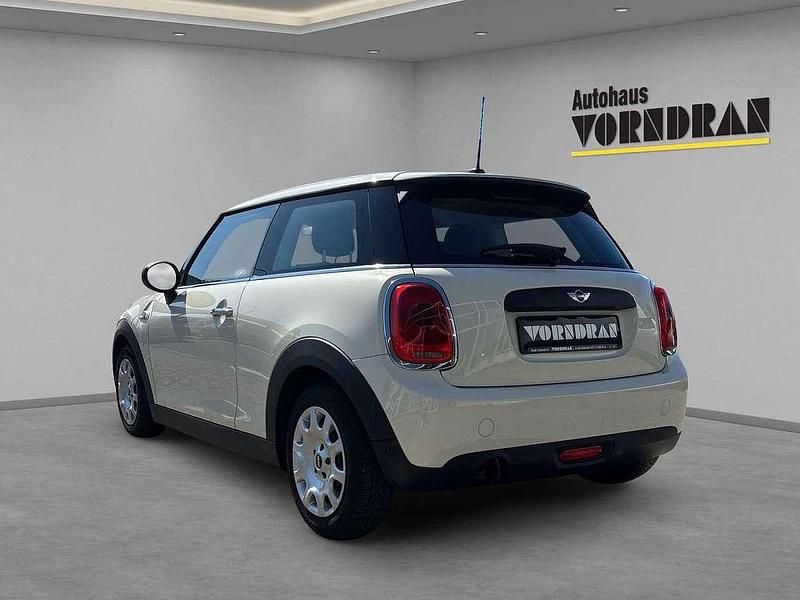 Usado Mini Cooper Salt 75 HP (55 kW) 2016 Branco Citadino